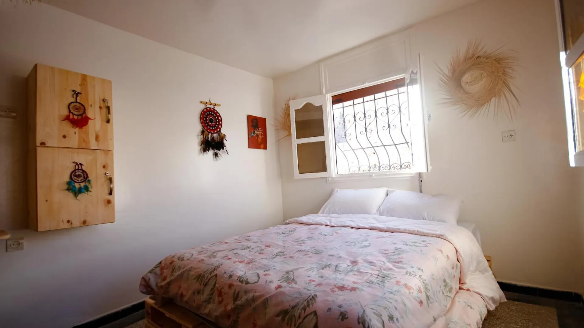 بيت شباب Jurassic Surf House Anza أغادير